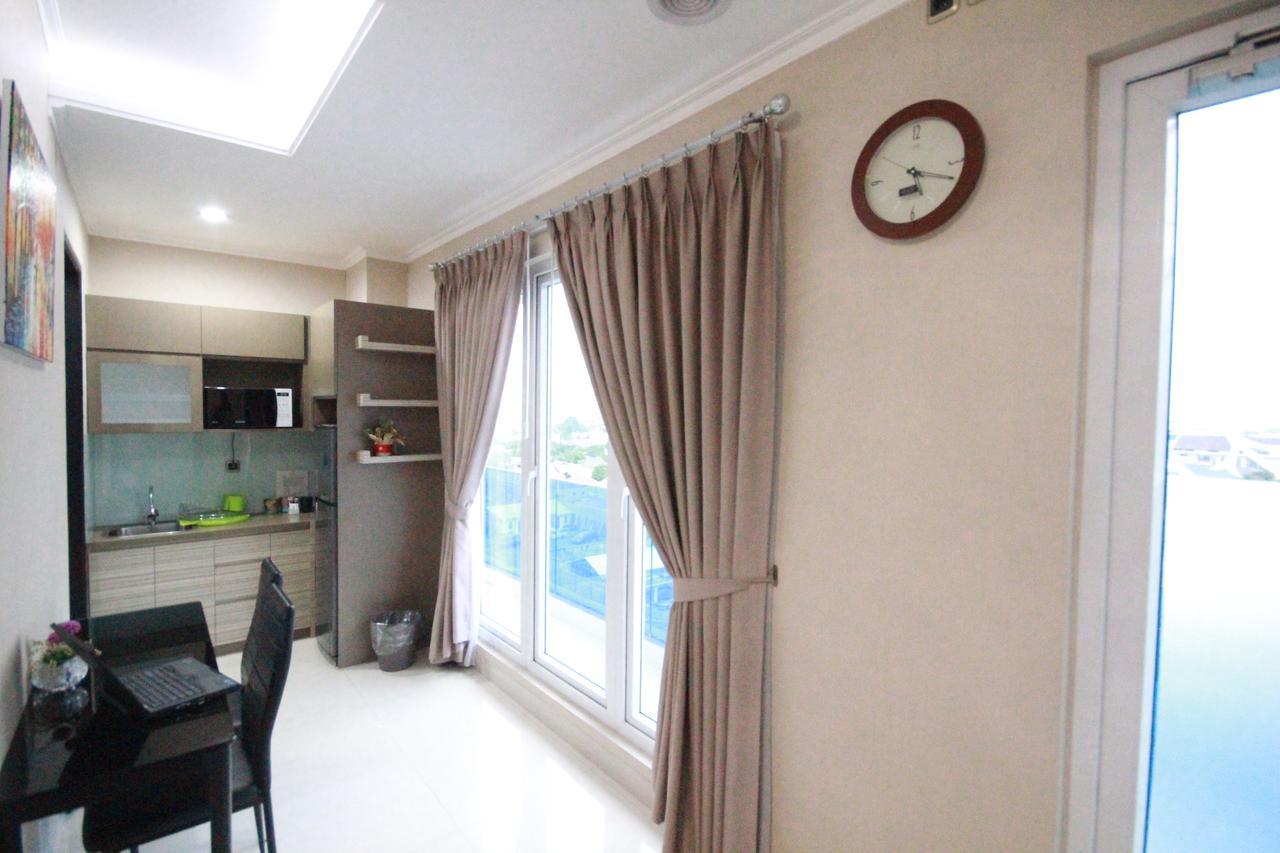 Harvia Suites Kebon Jeruk Jacarta Exterior foto